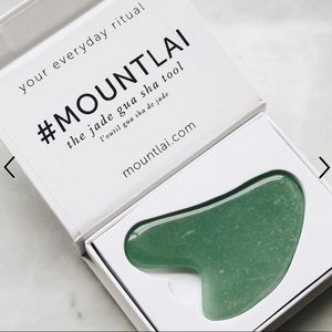 Mount Lai Gua Sha Jade Facial Tool New in Box NWT